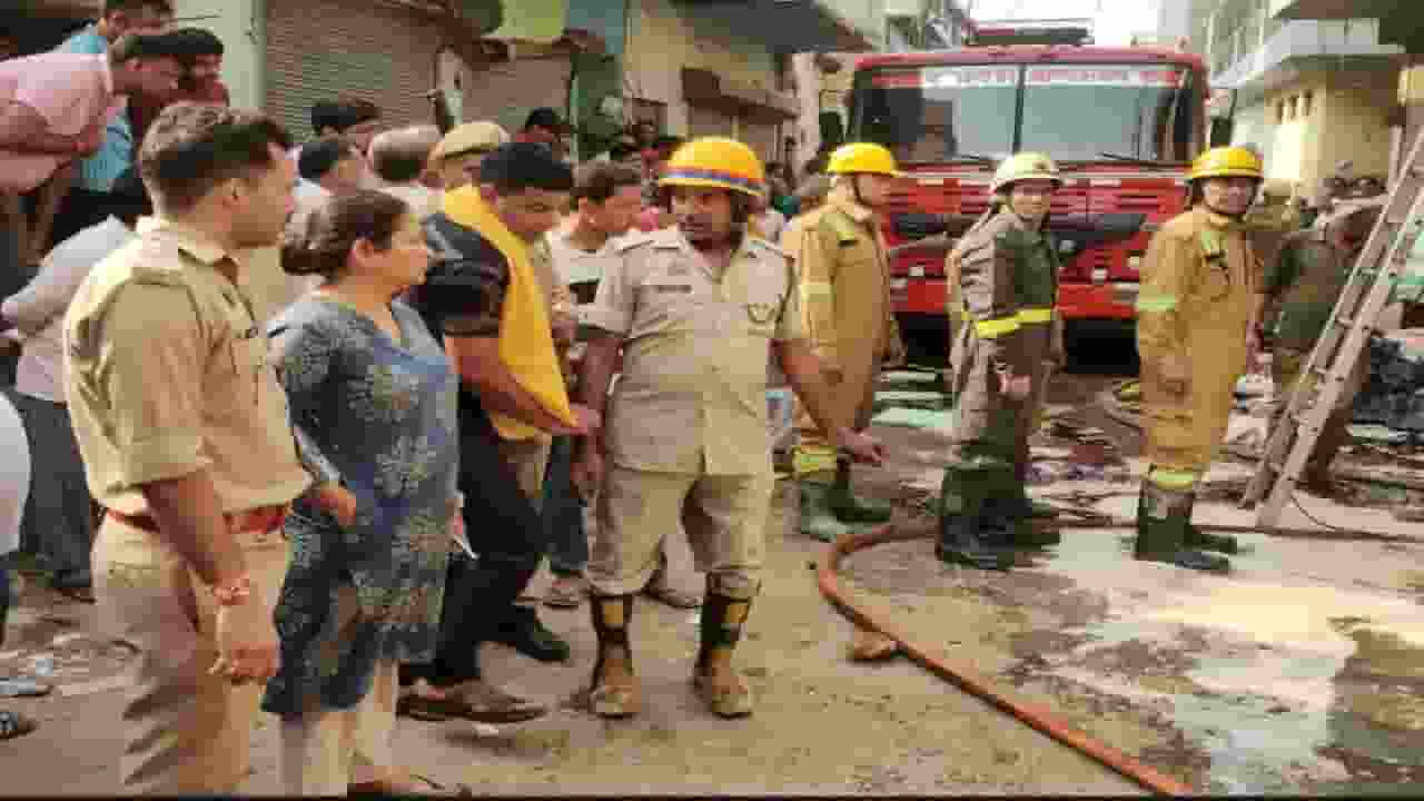 Fire brigade team 