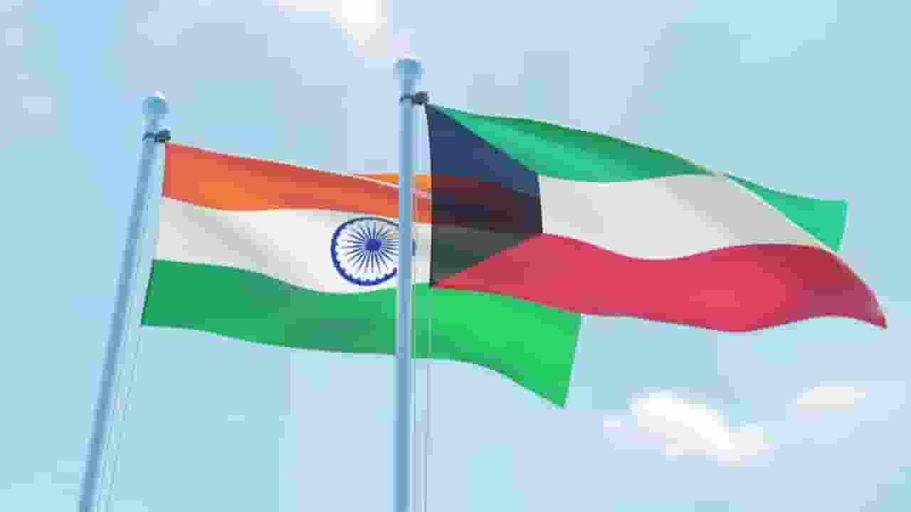 india and kuwait flag