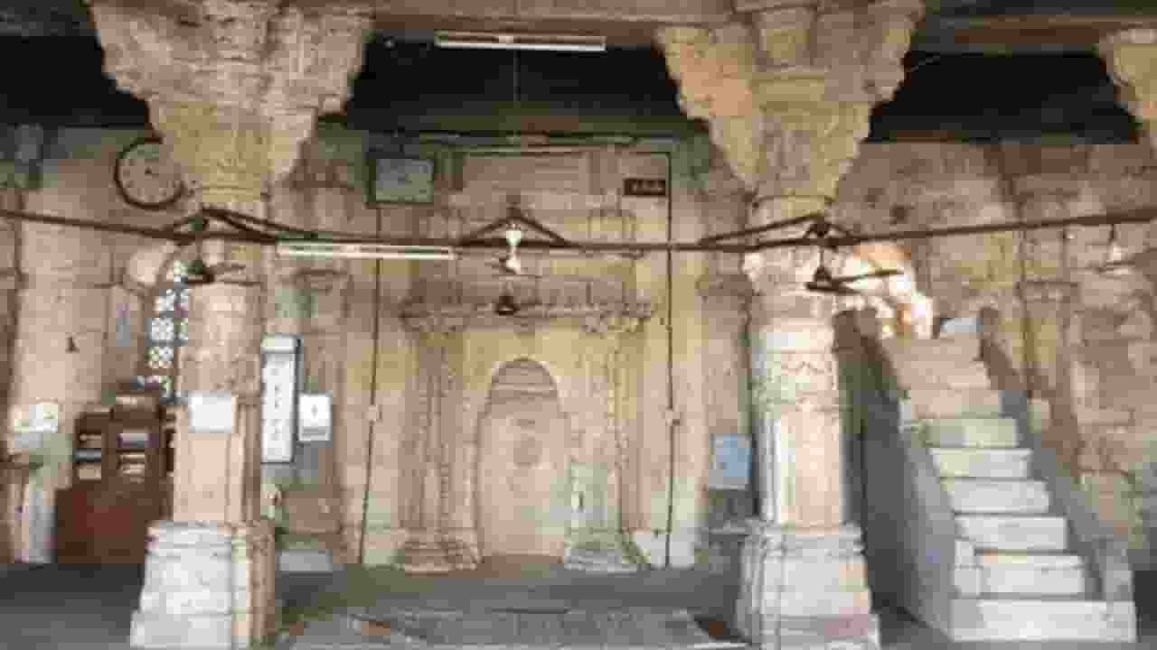Jami Masjid Bharuch Jain Temple 