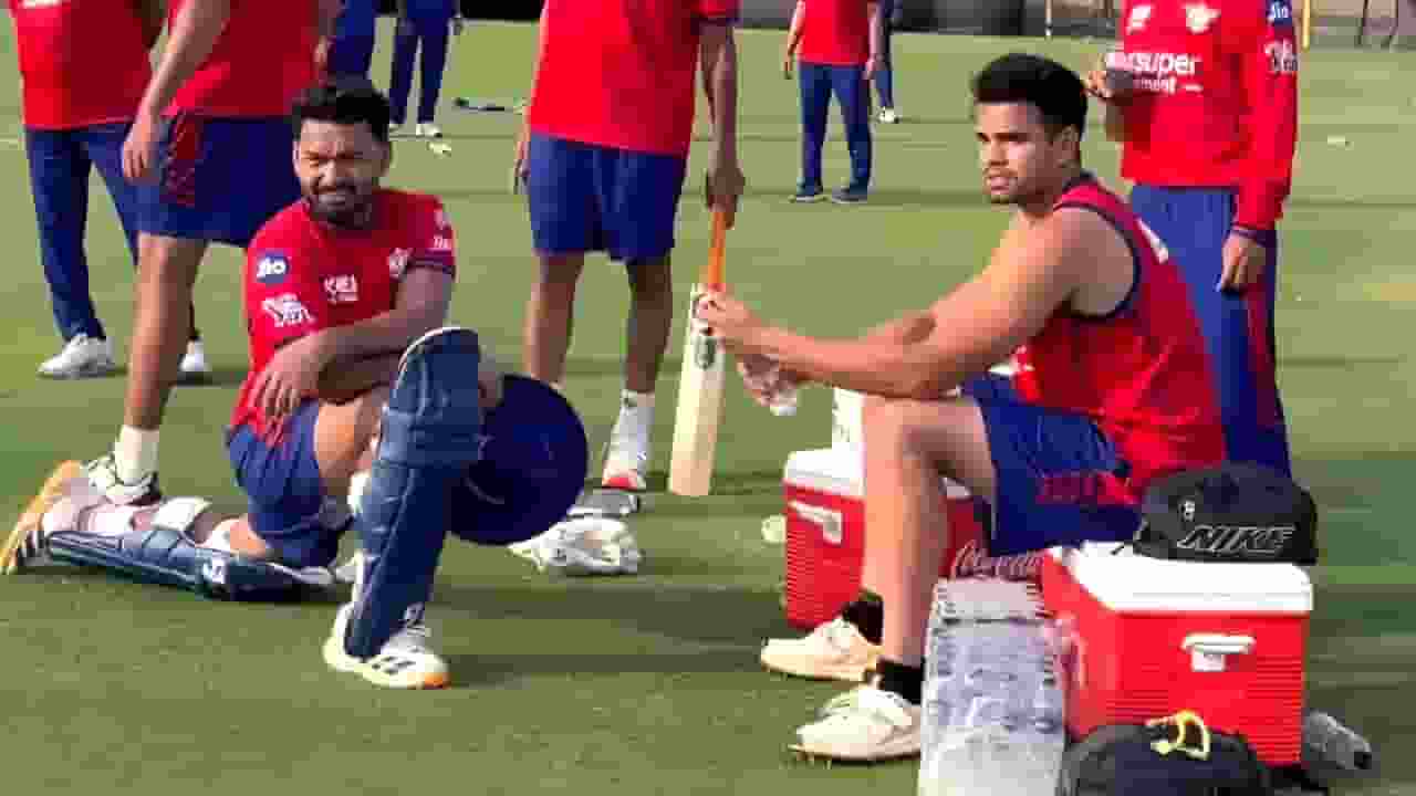 Arjun share bat weight with Rishabh Pant