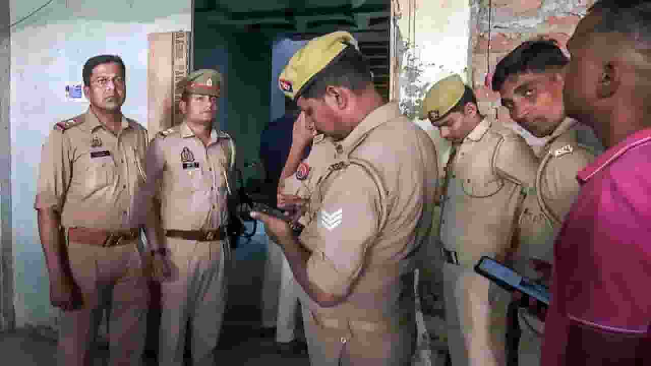 Newborn trafficking gang busted in Ghaziabad
