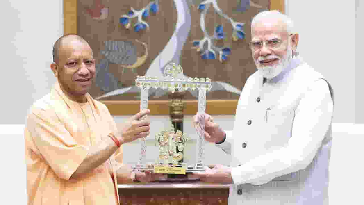 CM Yogi Adityanath meets Narendra Modi