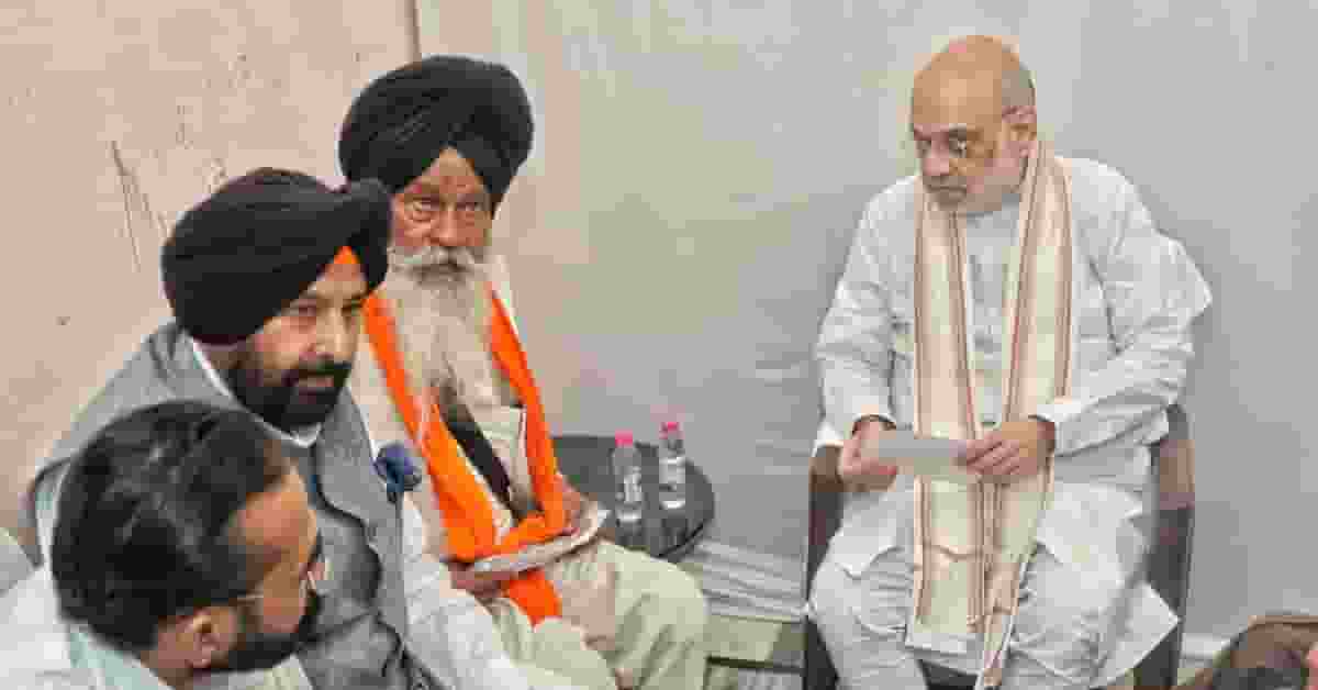 Amit Shah Met Victim Family अमित शाह