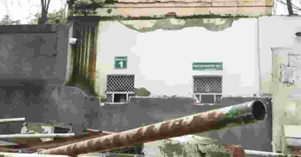 demolished outside Pakistan high commission 