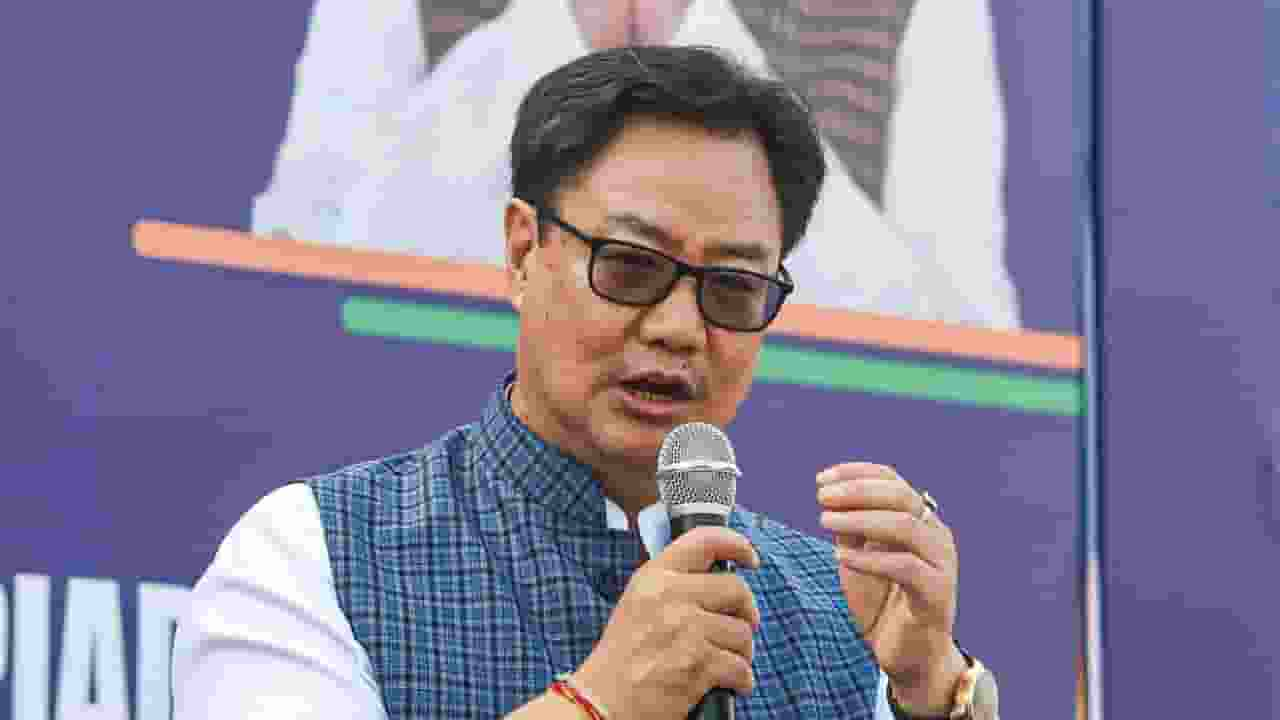 Kiren Rijiju remarks on sansad