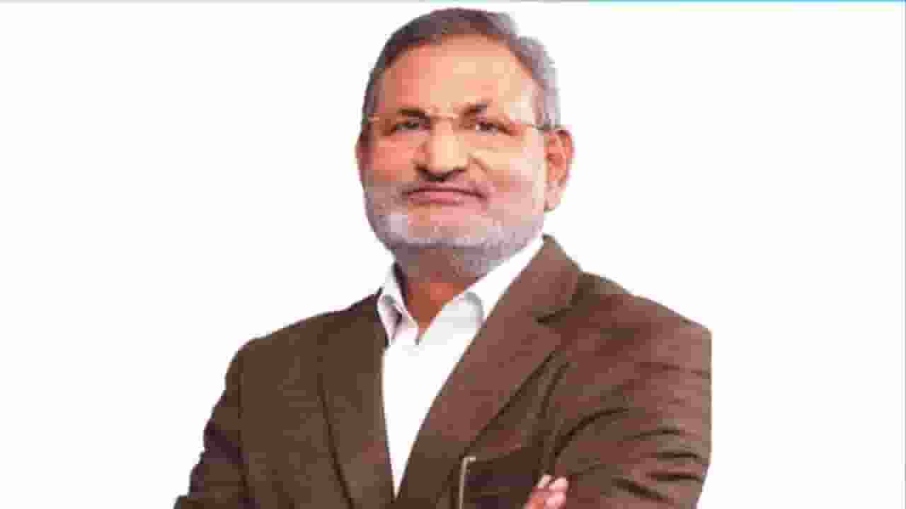 Manikrao Kokate, Maharashtra Minister