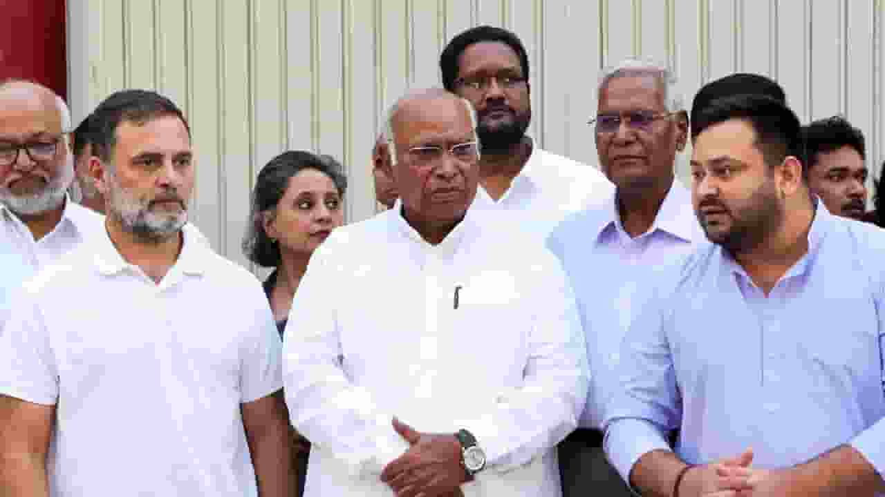 India Alliance PTI इंडिया ब्लॉक ज्ञानेश कुमार