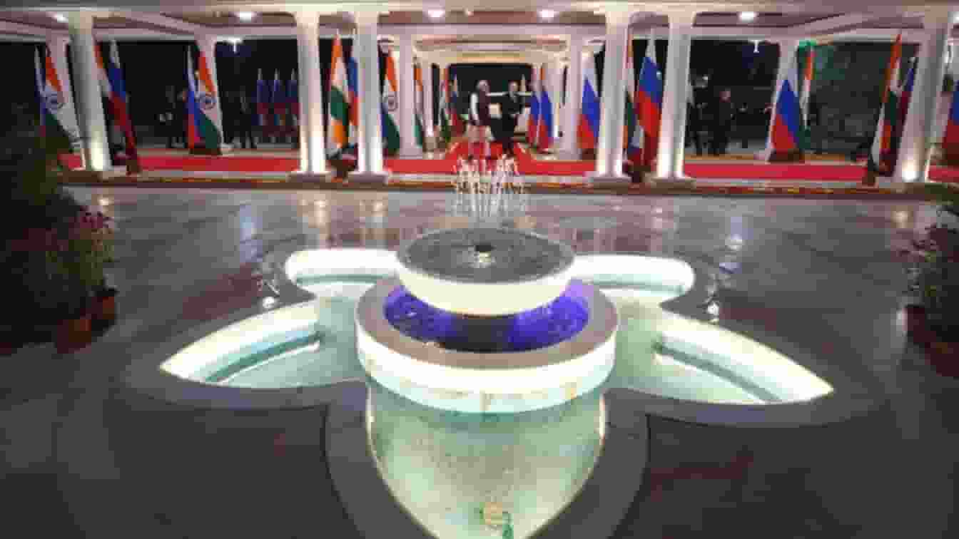 Stains on fountain tiles in PM House