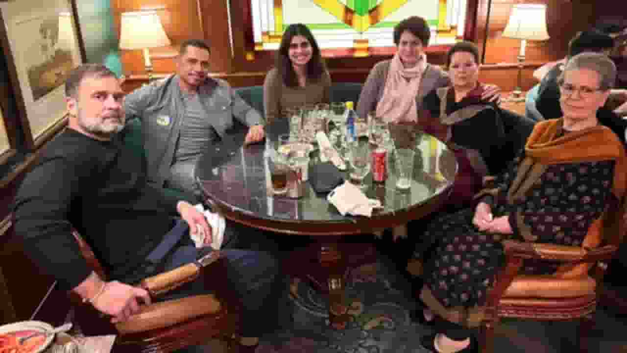 Rahul Gandhi with Family for lunch at reataurant : Instagram