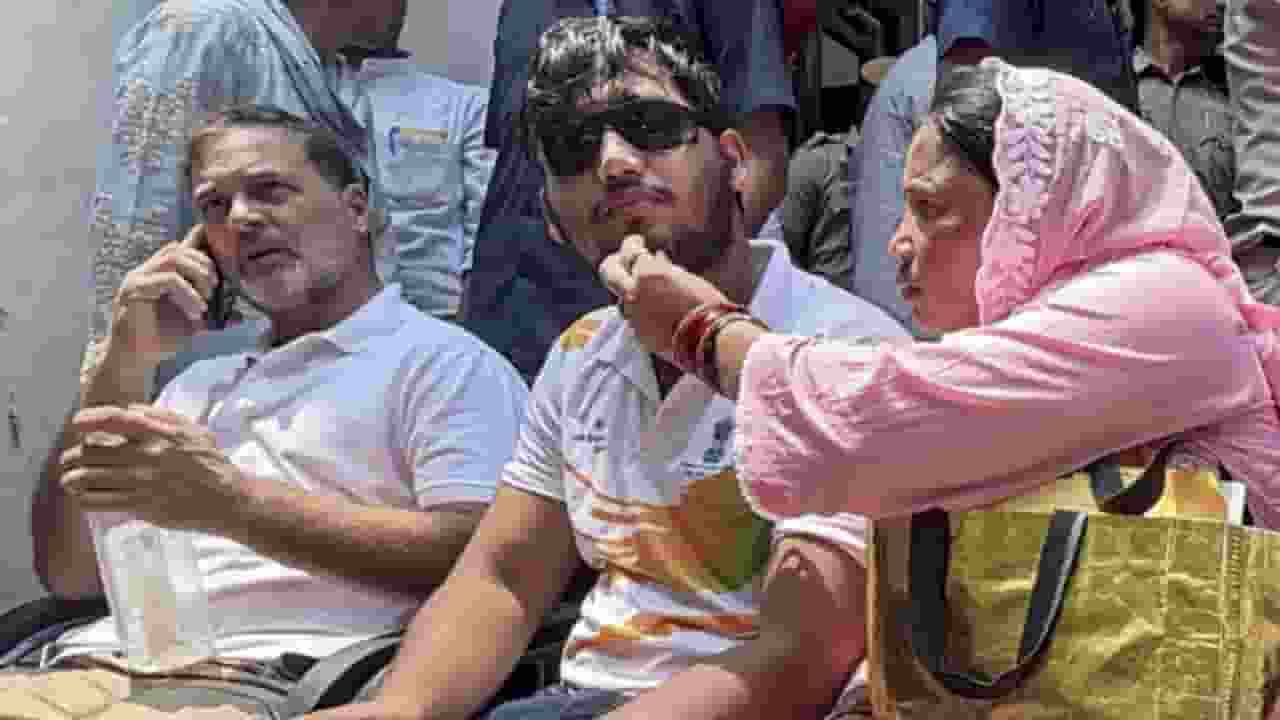 Rahul gandhi protest