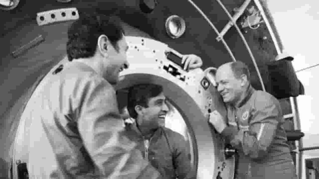 Yury Malyshev, Rakesh Sharma and Nikolai Rukavishnikov.