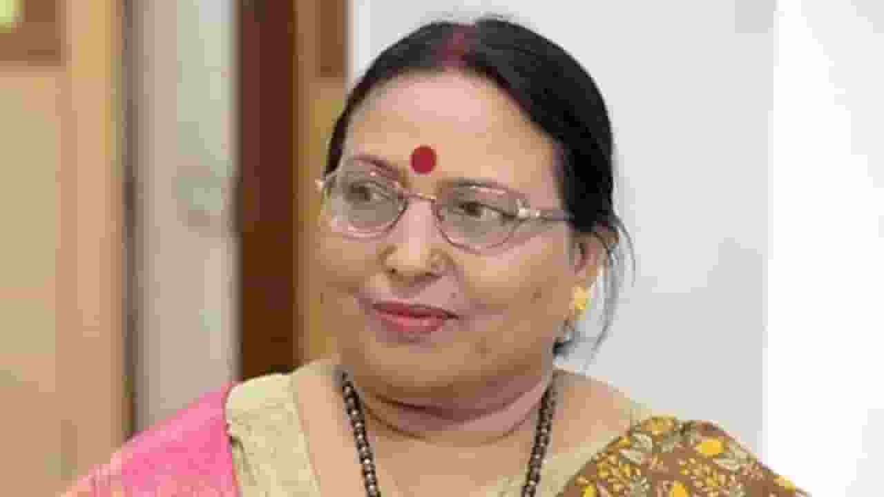 Sharda Sinha on ventilator support under constant monitoring