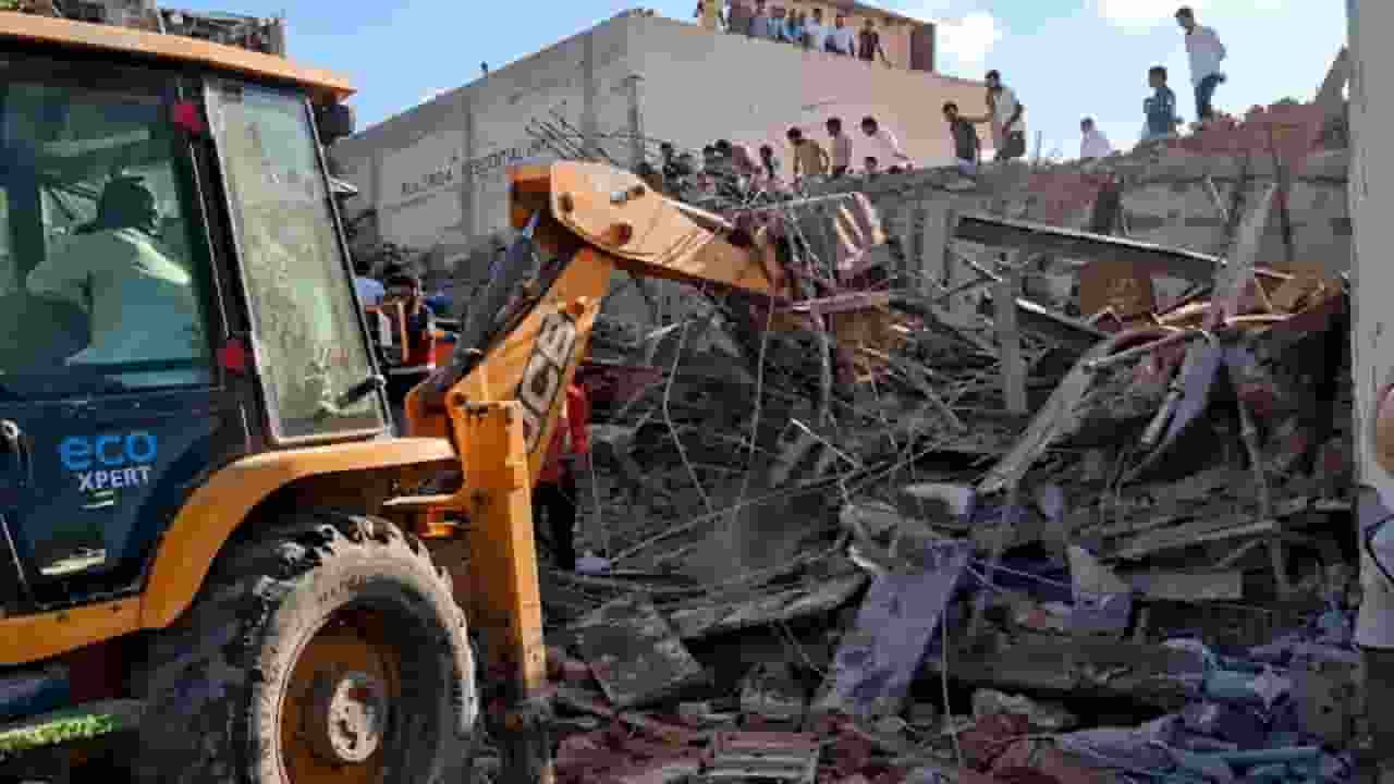  building collapses