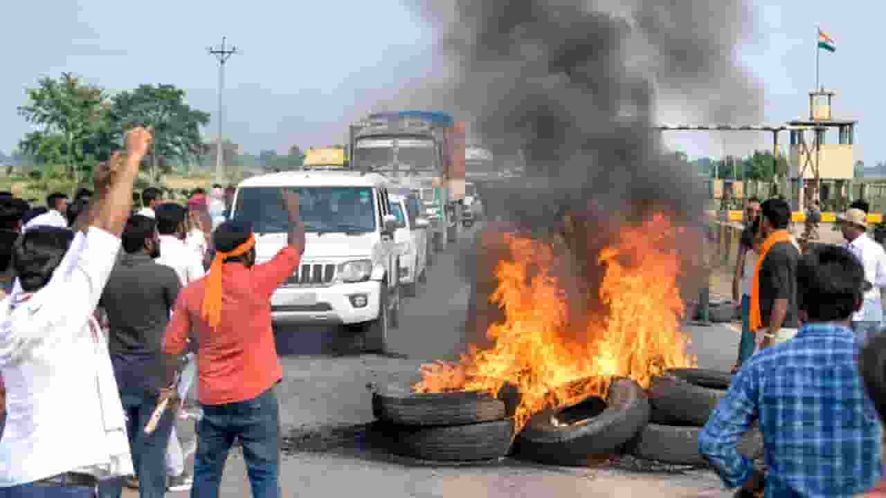 people protesting 