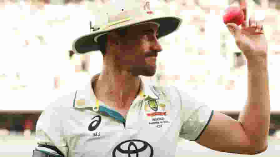 Mitchell Starc Fifer with Pink Ball