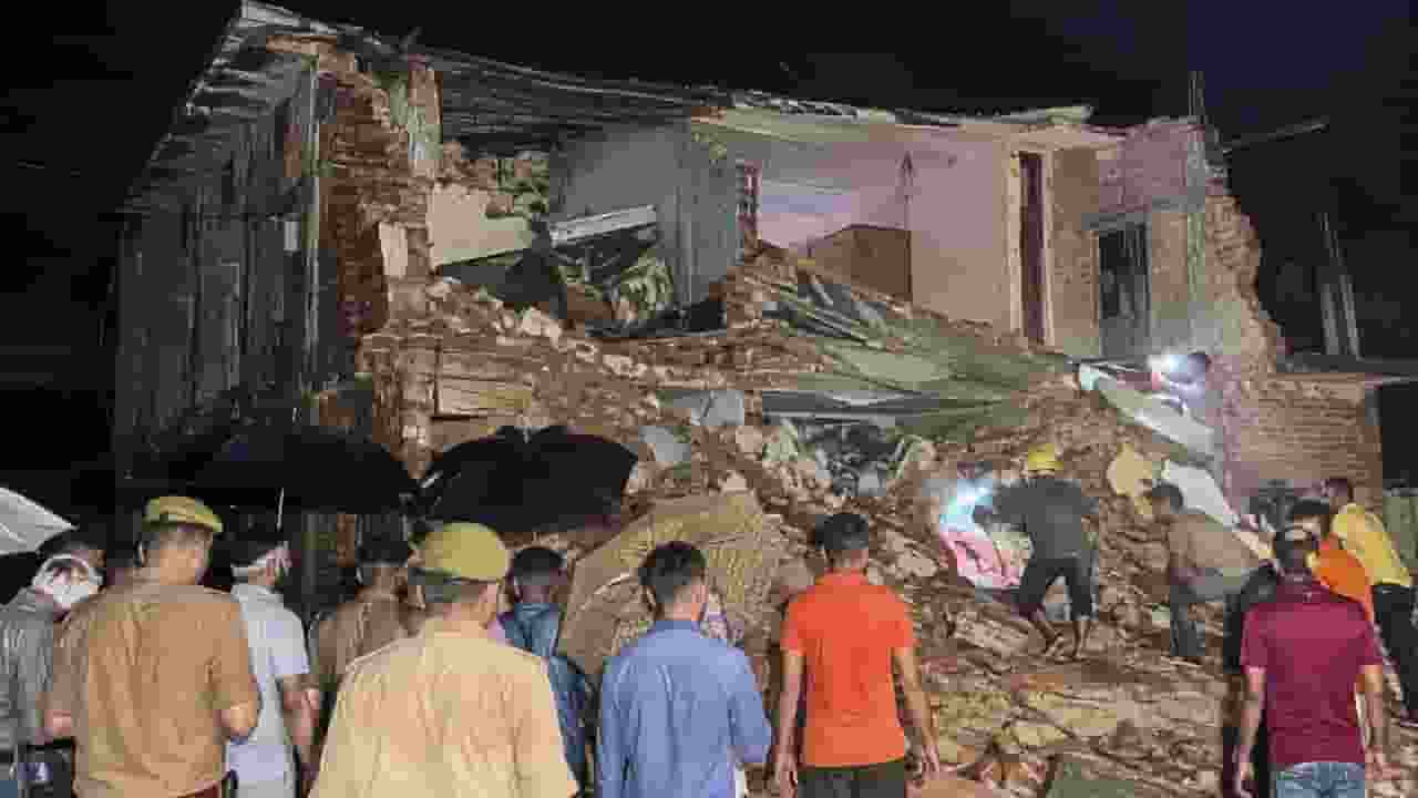 AI generated image of collapse house