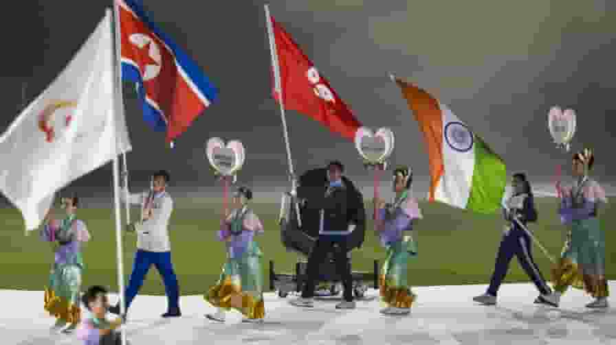 asian games closing ceremony india flag bearer