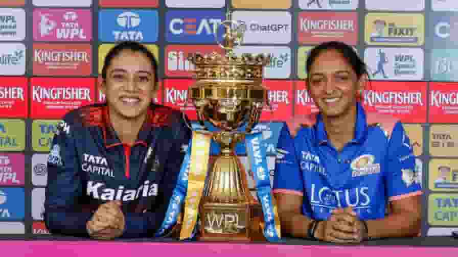 Smriti Mandhana Harmanpreet Kaur WPL
