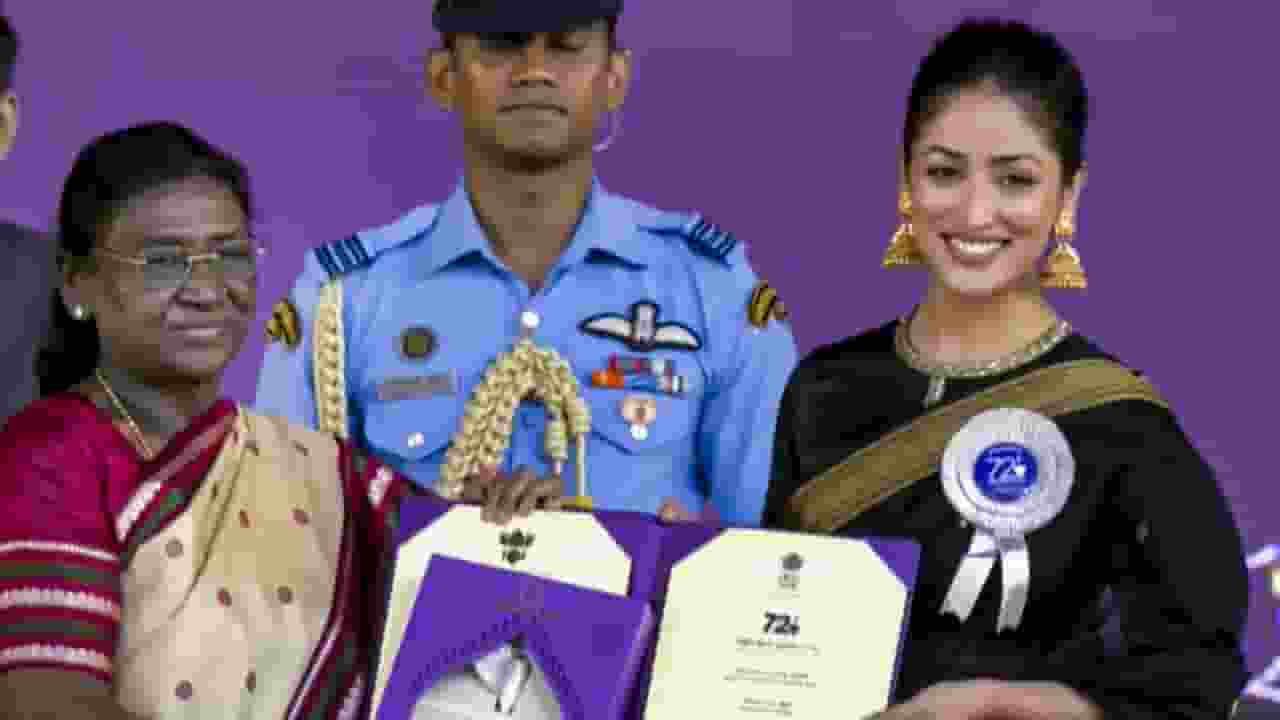 yami gautam wins 72th national awards