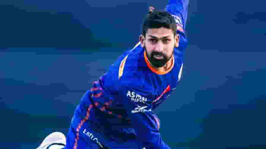 Raghu Sharma Mumbai Indians