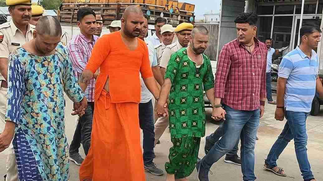 मुंड़े हुए सिर और सलवार-कमीज, आरोपियों की परेड पर घिरी राजस्थान पुलिस representational image । Photo Credit: AI Generated