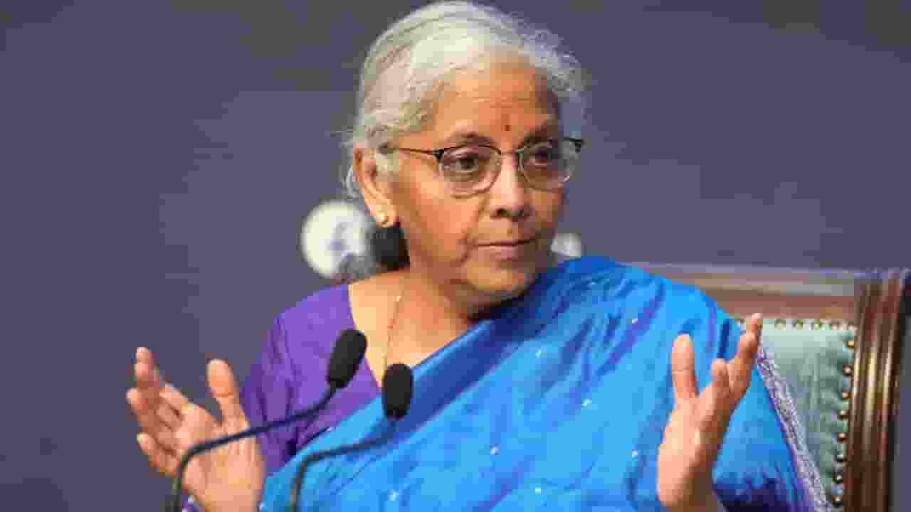 4 की जगह अब 2 स्लैब; नए GST से सरकार को कितना नफा-नुकसान? समझिए गणित
nirmala sitharaman