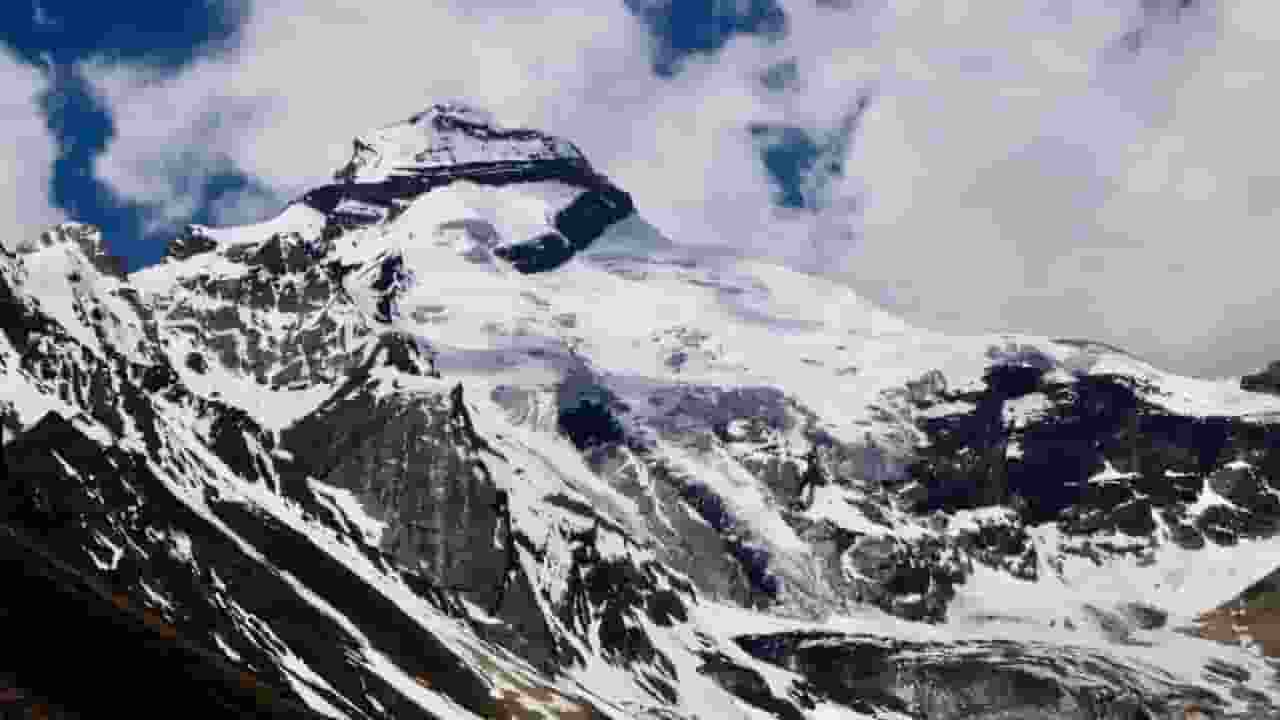 आदि कैलाश: जहां विवाह से पहले भगवान शिव ने की थी साधना Image of Adi Kailash