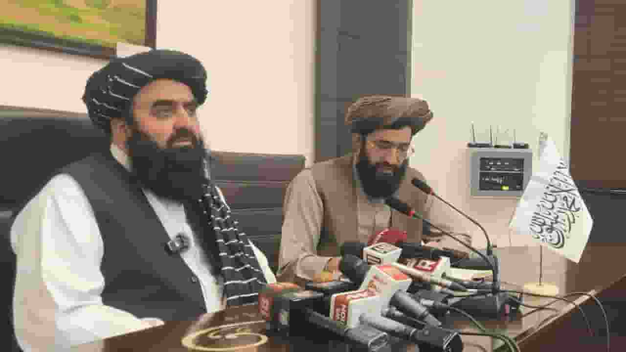 अफगान विदेश मंत्री की प्रेस वार्ता में नहीं आई एक भी महिला पत्रकार Amir Khan Muttaqi