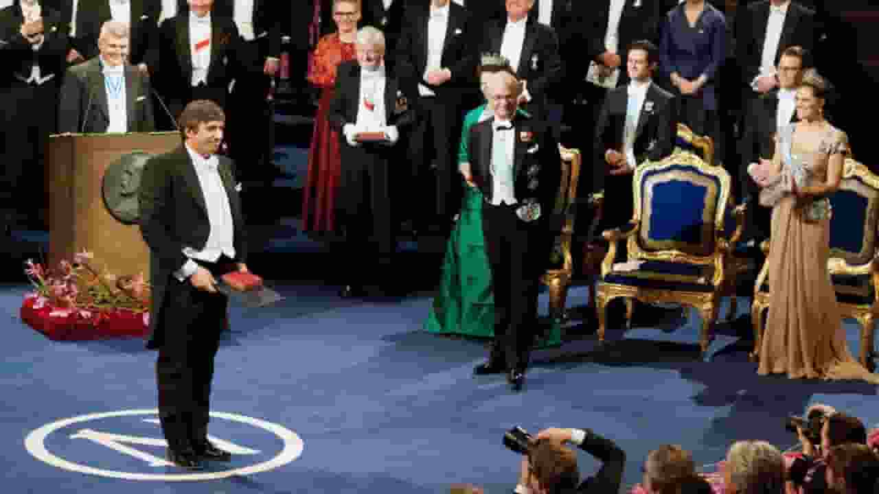 आंद्रे गीम: जिस वैज्ञानिक ने जीता नोबल, नीदरलैंड ने छीनी उसकी नागरिकता Andre Geim