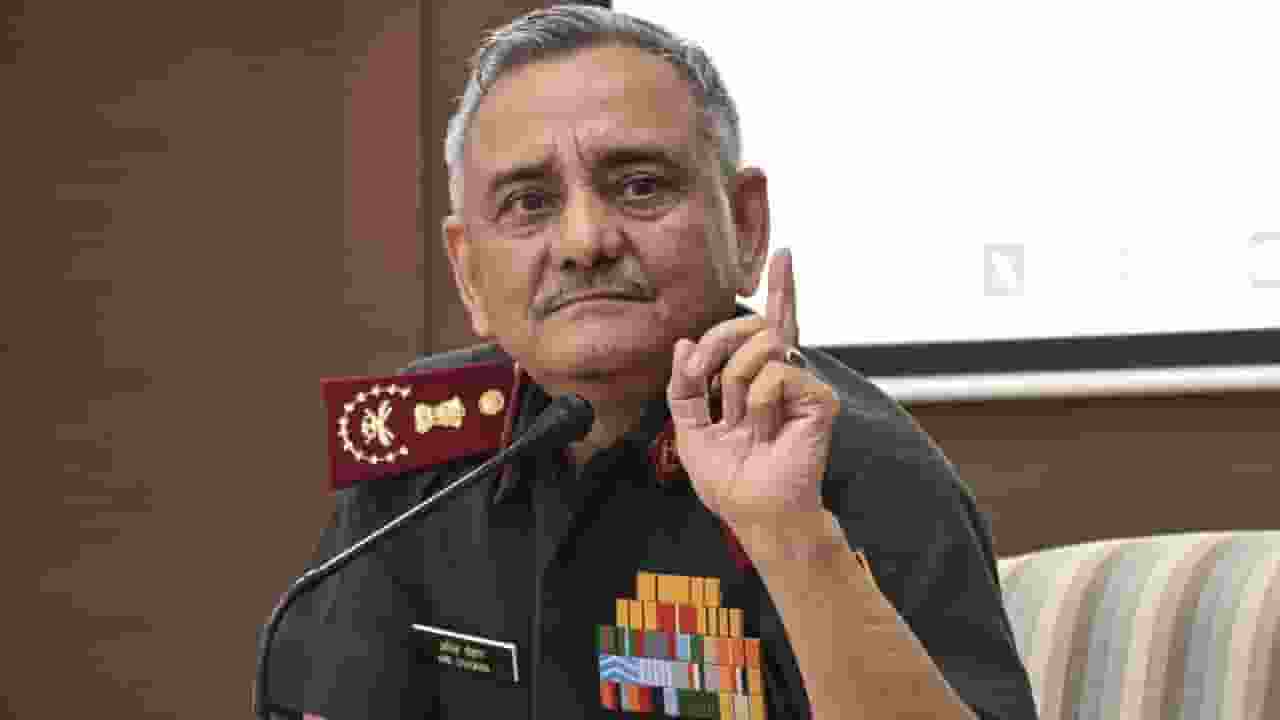 'पाकिस्तान नहीं चीन से सीमा विवाद भारत की सबसे बड़ी चुनौती'- CDS चौहान anil chauhan