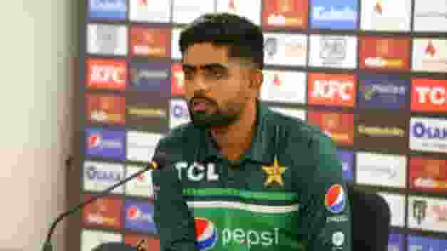 बेटे की बुराई से तंग आए बाबर आजम के पिता, इंस्टा पोस्ट में दी वॉर्निंग Babar Azam