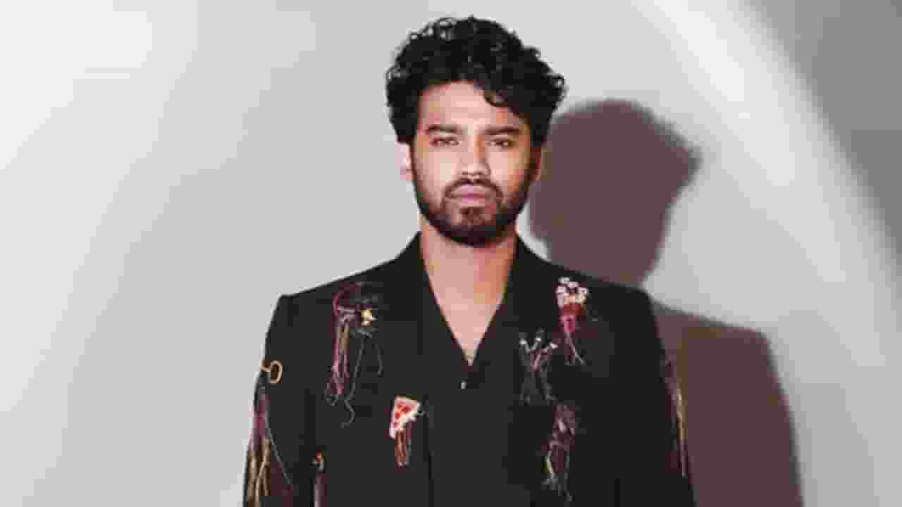 पहले बॉलीवुड को बताया था फेक, अब बाबिल ने लिया फिल्मों से ब्रेक babil khan