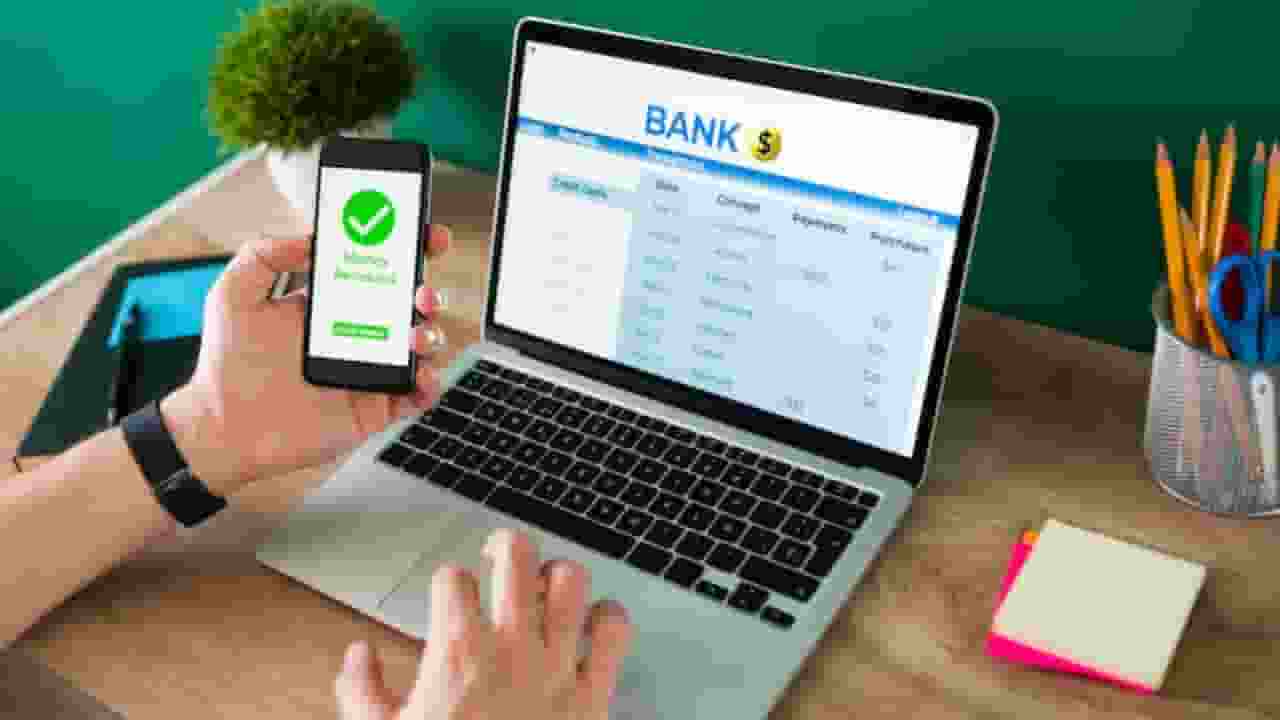 मिनिमम बैलेंस नहीं रख पाते लोग, बैंकों ने लगाया 9 हजार करोड़ जुर्माना bank transaction