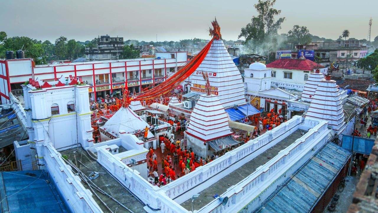 जानें बासुकीनाथ मंदिर की अनोखी कचहरी का रहस्य, जहां शिव करते हैं न्याय Image of Basukinath Mandir
