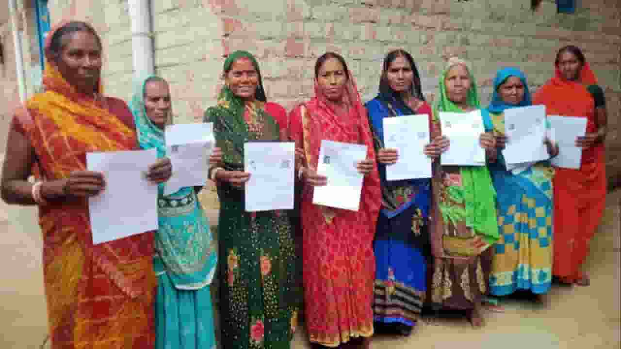 जिनके पास सिर्फ आधार, वे कहां से लाएं कागज, बिहार में वोटर परेशान Bihar Politics