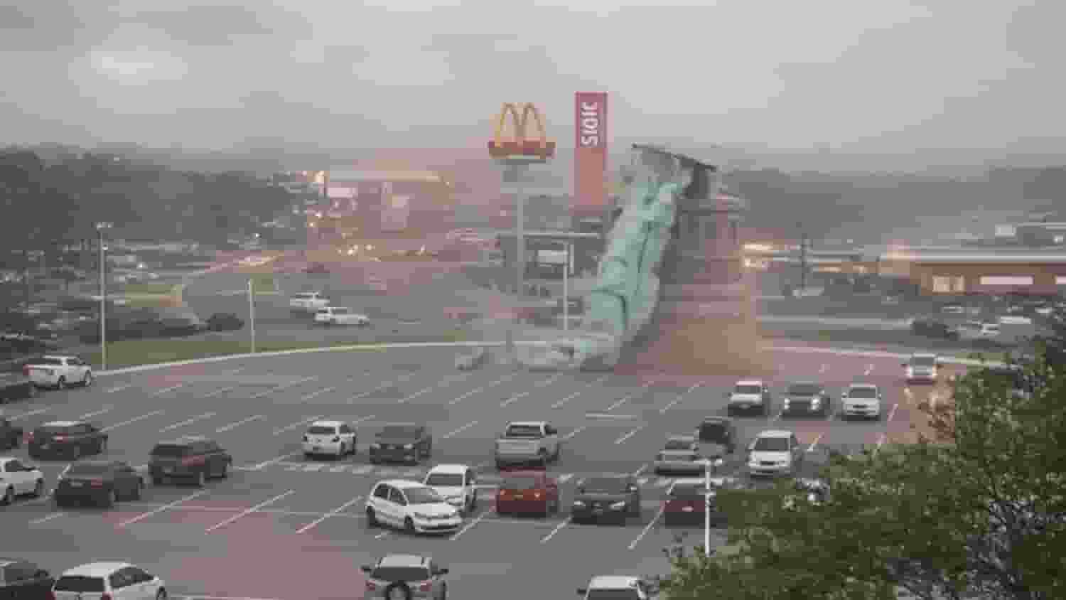 auther news Replica of Statue of Liberty