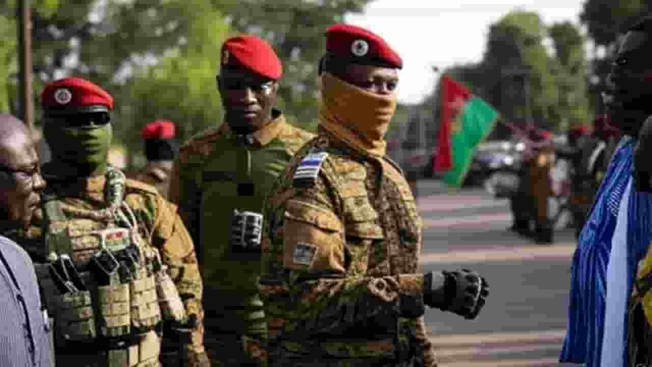 कभी सेना मारती है, कभी जिहादी, बुर्किना फासो नरसंहार की पूरी कहानी Burkina Faso