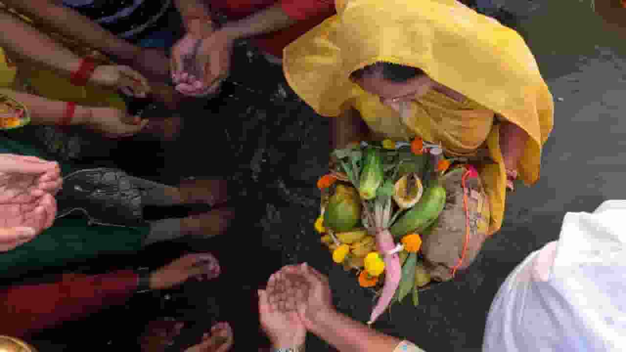 आज से छठी मैया की पूजा शुरू, ऐसे मनाया जाता है 4 दिन का पर्व Chhath Puja Significance And How Is It Celebrated in 4 days