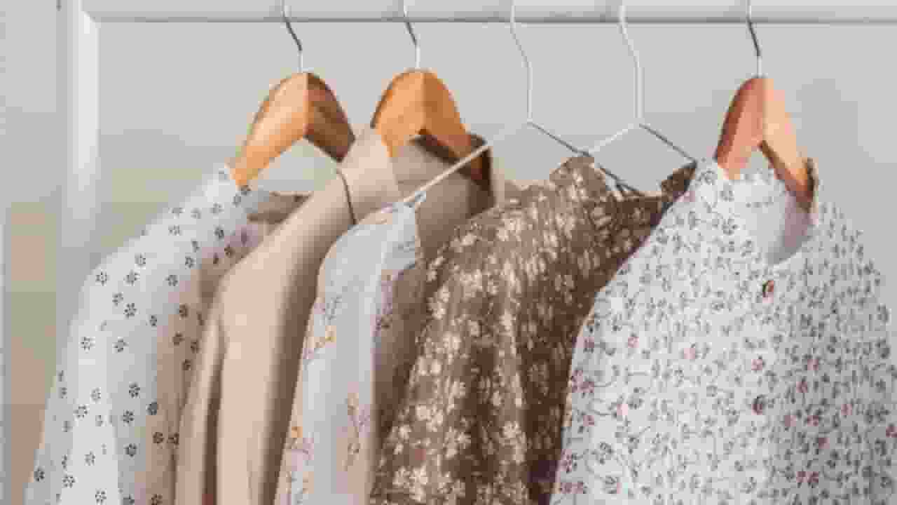 गर्मी से बचने के लिए कॉटन के अलावा इन फैब्रिक्स को करें ट्राई cotton outfit summer