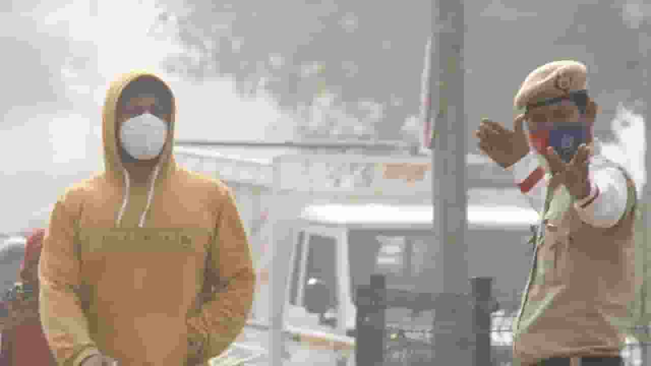 auther news Delhi Air Pollution