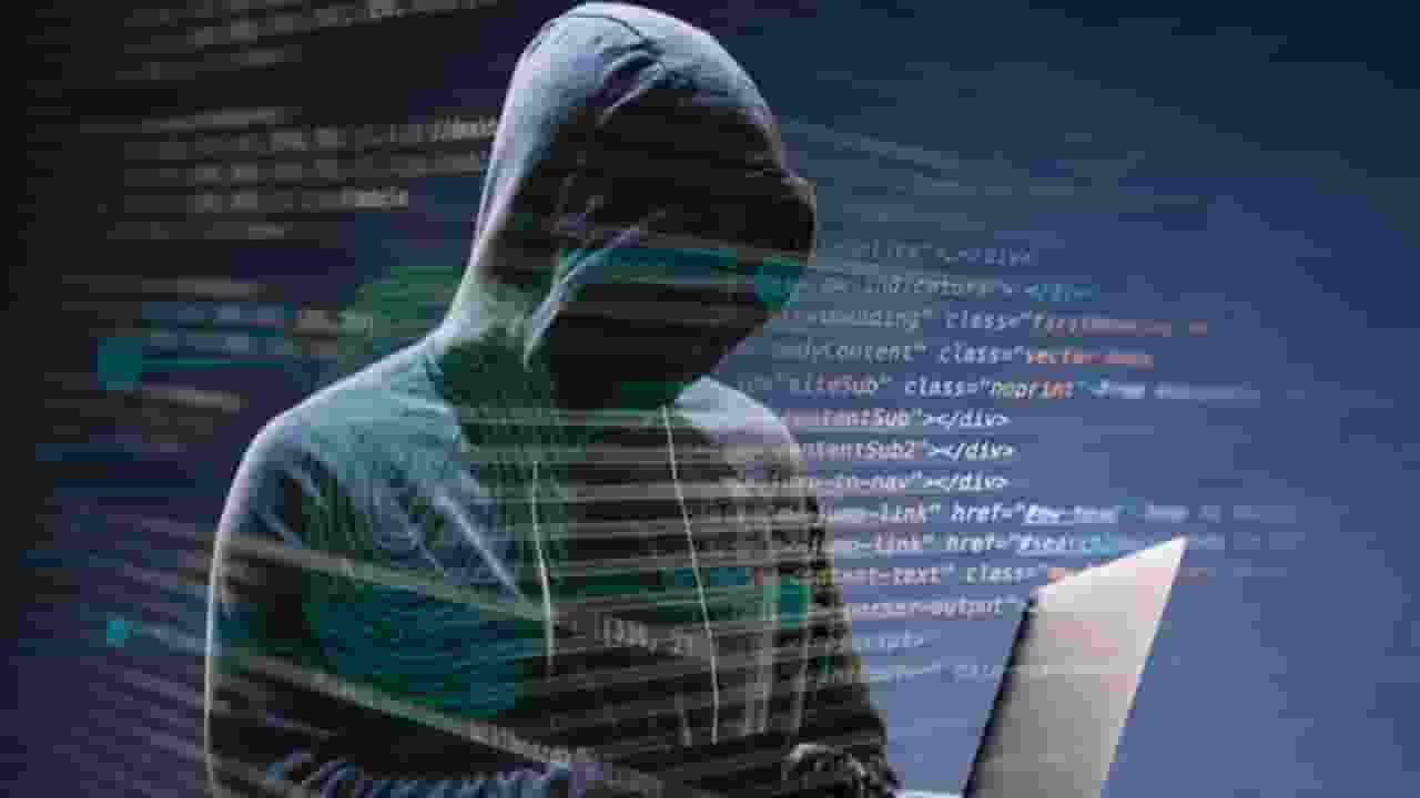 चंडीगढ़: 10 दिन तक किया डिजिटल अरेस्ट, FD तुड़वाकर लूटे ₹3.4 करोड़ प्रतीकात्मक तस्वीर । Photo Credit: PTI