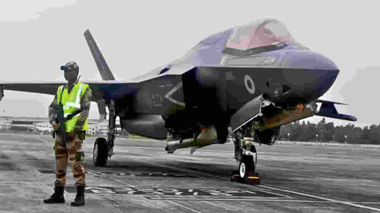 UK का F-35B जेट केरल में अटका क्यों है और वापस जा क्यों नहीं पा रहा? f35b