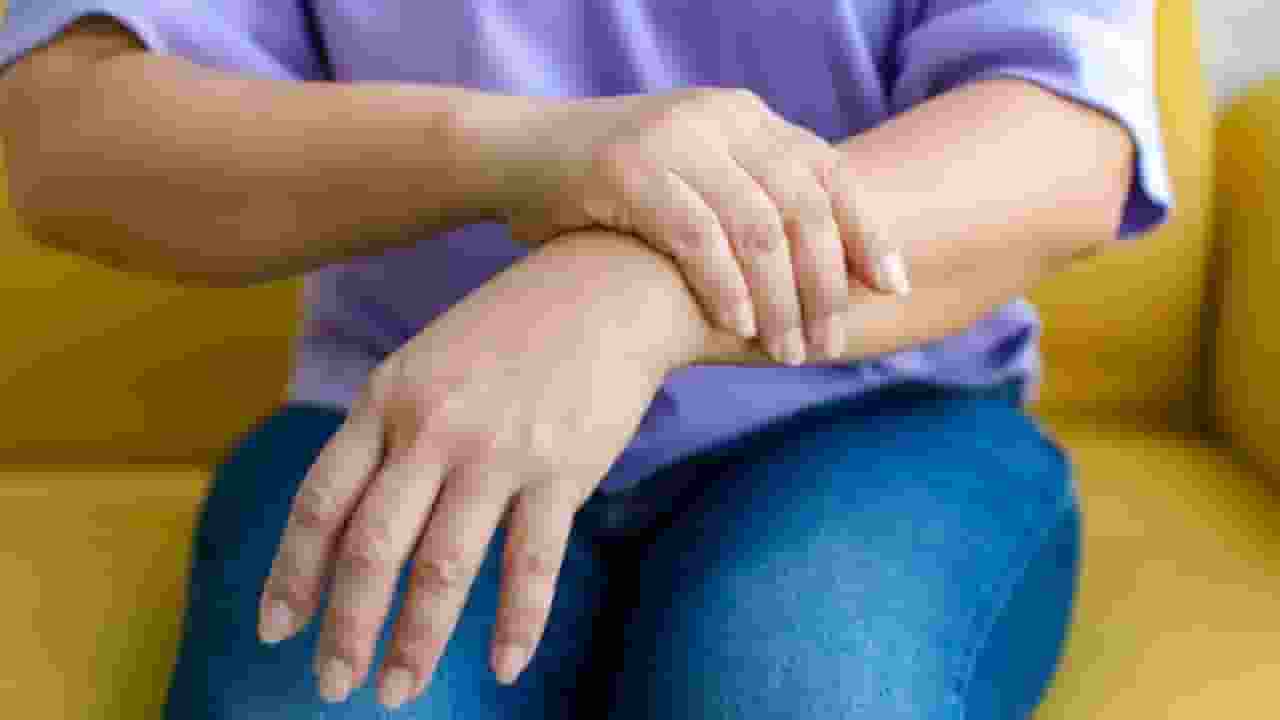 गुलियन बेरी सिंड्रोम का कहर,पेरू की तरह पुणे में लगेगी हेल्थ इमरजेंसी! Guillain Barre Syndrome