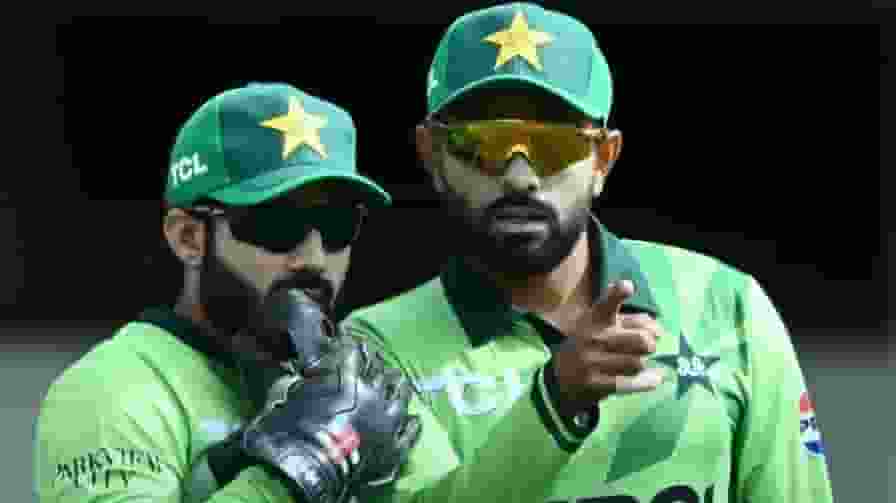 पाकिस्तान को वनडे सीरीज जिताएंगे बाबर? वेस्टइंडीज के पास आखिरी मौका Babar Rizwan