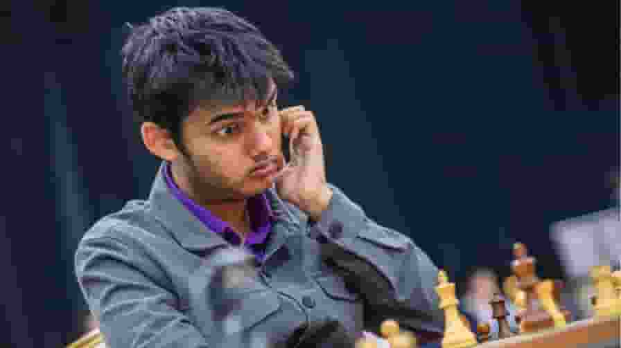 कौन हैं अभिमन्यु मिश्रा, जिन्होंने वर्ल्ड चैंपियन गुकेश को हरा दिया? Abhimanyu Mishra Chess Player
