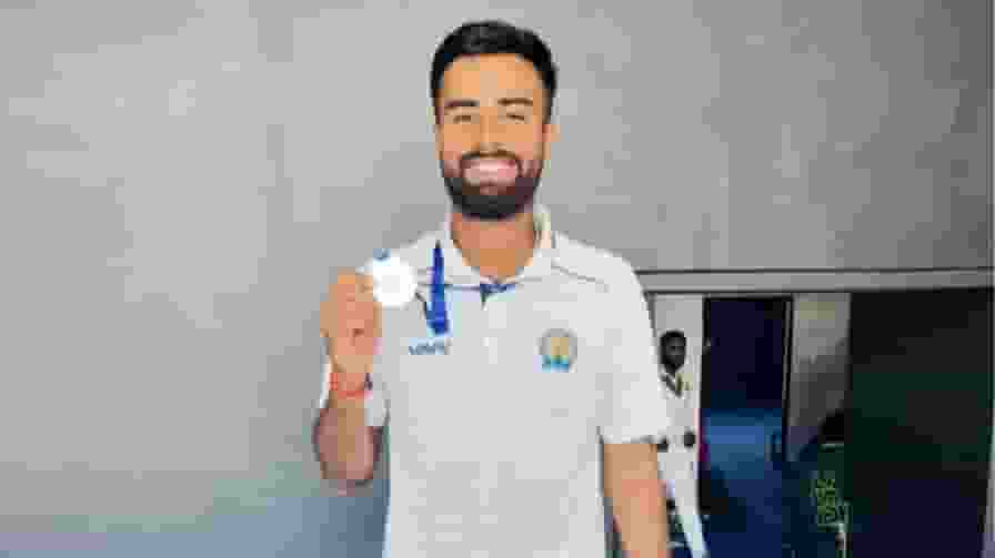 भारतीय टेस्ट टीम में शामिल किए जाने की है चर्चा, कौन हैं मानव सुथार? Manav Suthar