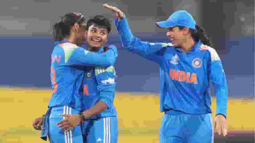 पाकिस्तान के खिलाफ हरमनप्रीत से किस बात की जिद करने लगीं क्रांति गौड़? Kranti Goud