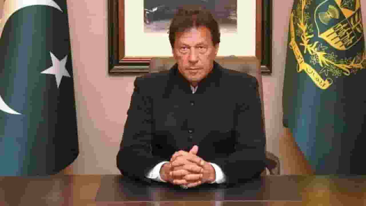 इमरान खान ने PAK सरकार को कहा 'कठपुतली', बोले- सेना से करूंगा बात Imran khan । Photo Credit: PTI