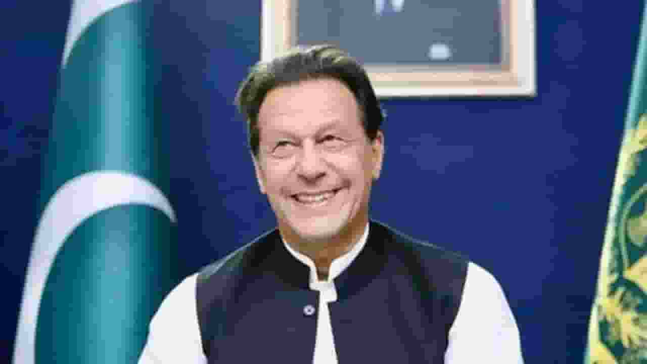 जेल में बंद इमरान खान के बेटों से डरी पाकिस्तान सरकार, दे डाली धमकी imran khan jail