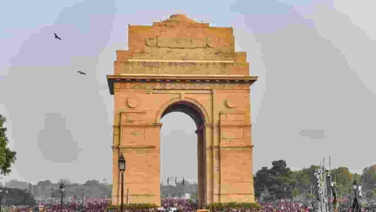 'इंडिया गेट का नाम भारत माता द्वार करिए', PM मोदी से किसने की मांग? India Gate name change